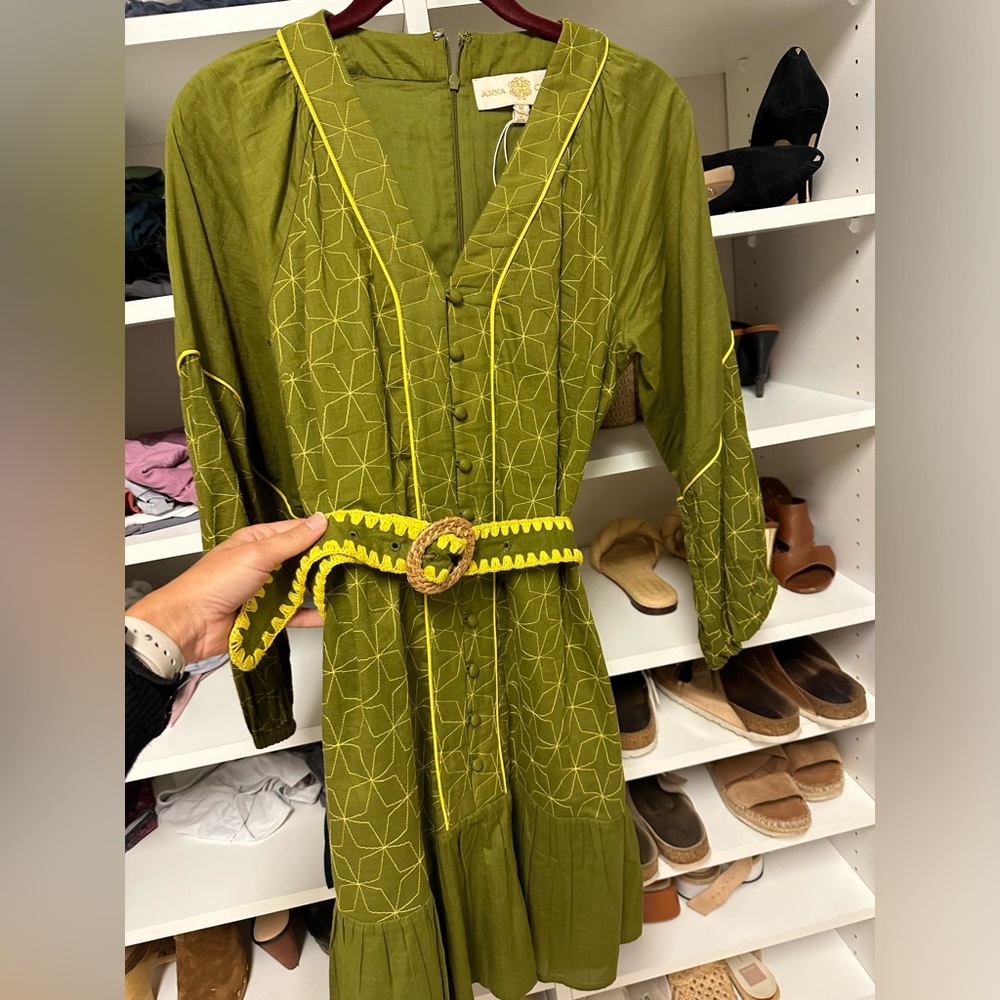 Anna Cate dress worn once, super flattering.  Comes with optional belt.